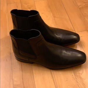 Calvin Klein leather chelsea boots